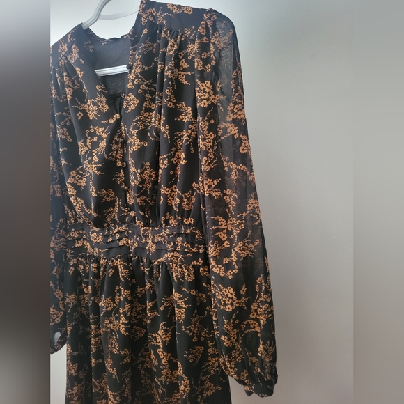 Dynamite Floral Print Mock A Line Dress - Picture 2 of 4